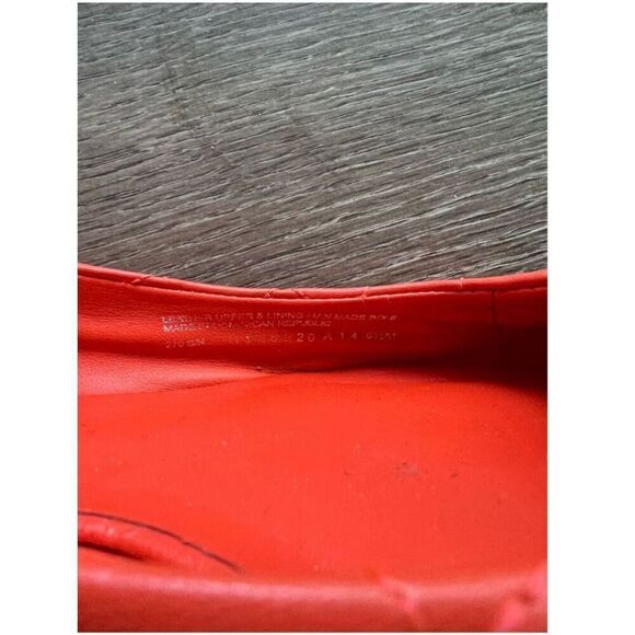 Tory Burch Size 6.5 Minnie Quilted Leather Ballet Flats Orange Gold Logo Travel - Picture 10 of 11